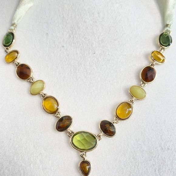 Dangling Pendant Necklace Brown Green Yellow Faceted StonesRibbon Neckline - Picture 4 of 13
